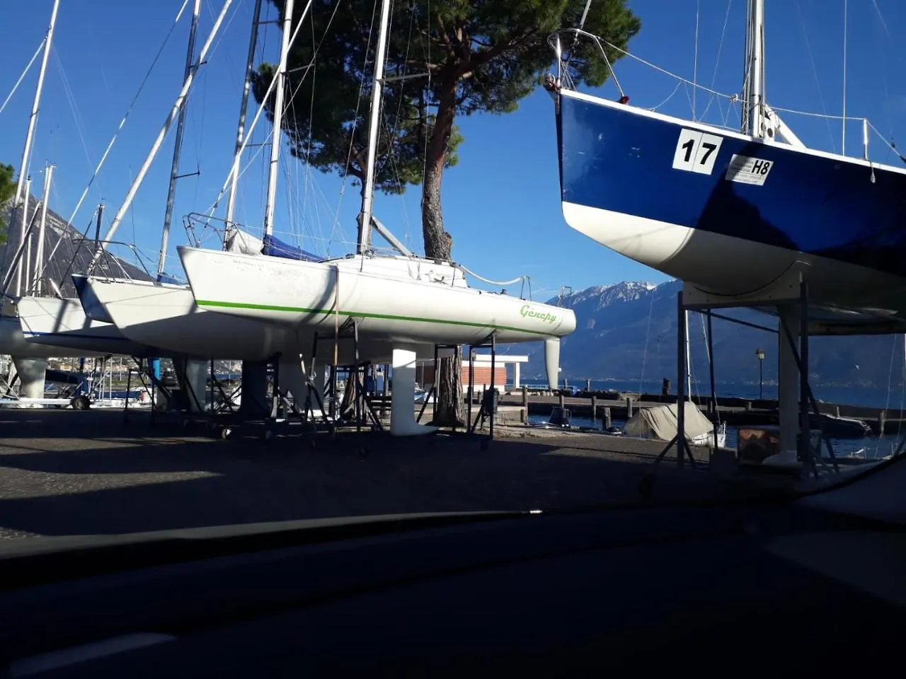 Al Lago Da Lilly Gargnano